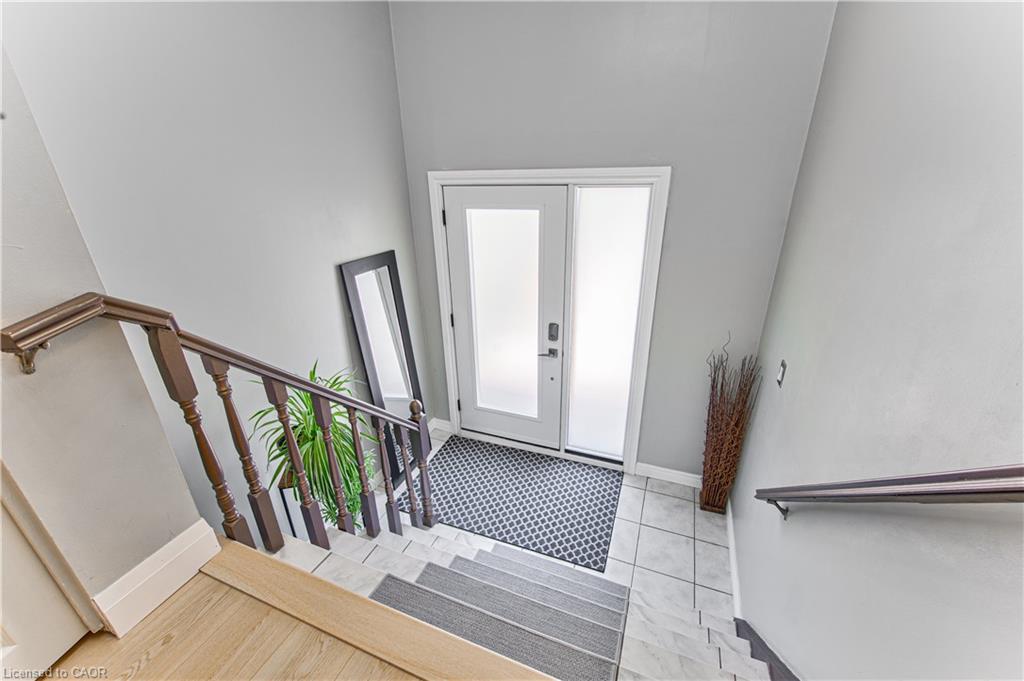 2560 Palisander Avenue Property Photo 3