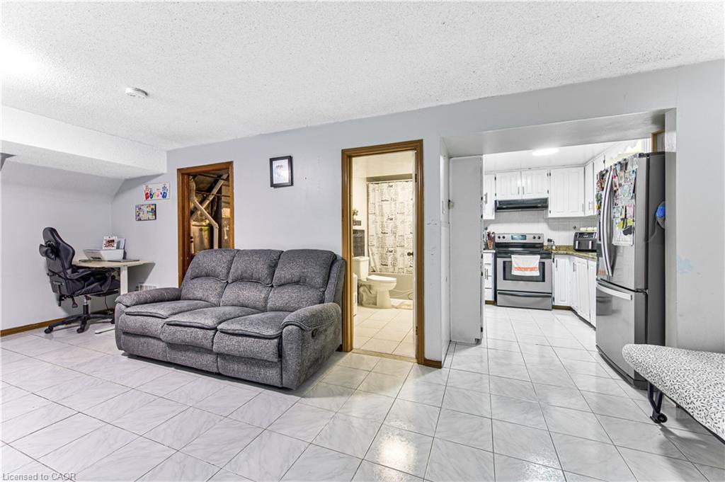 2560 Palisander Avenue Property Photo 30