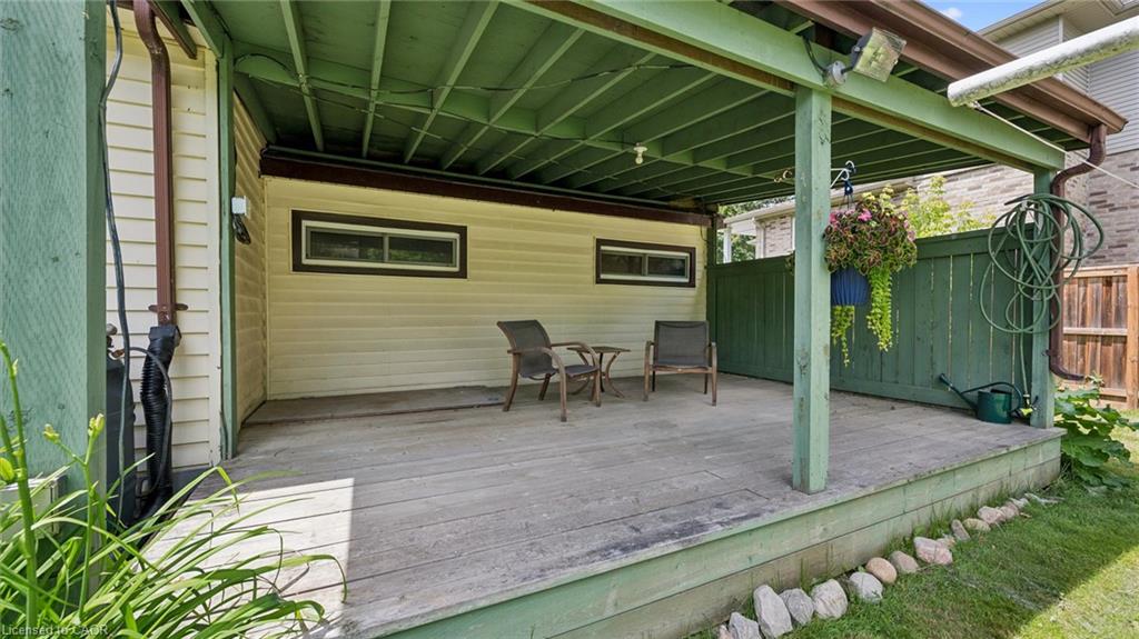 10 Macville Avenue Property Photo 11