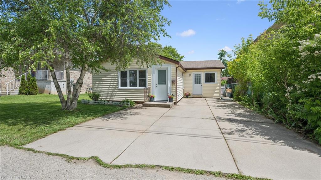 10 Macville Avenue Property Photo 13