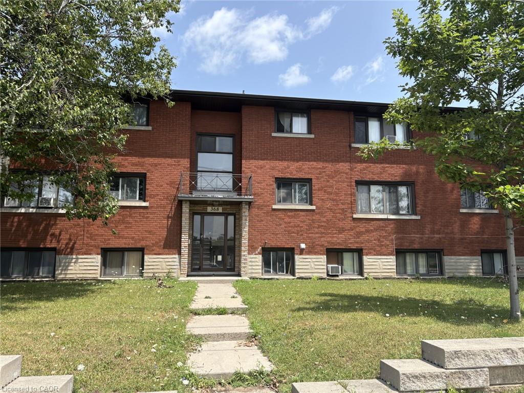 368 Weber Street W Property Photo 4
