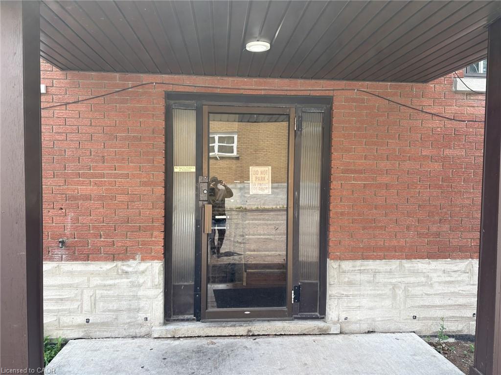 368 Weber Street W Property Photo 7