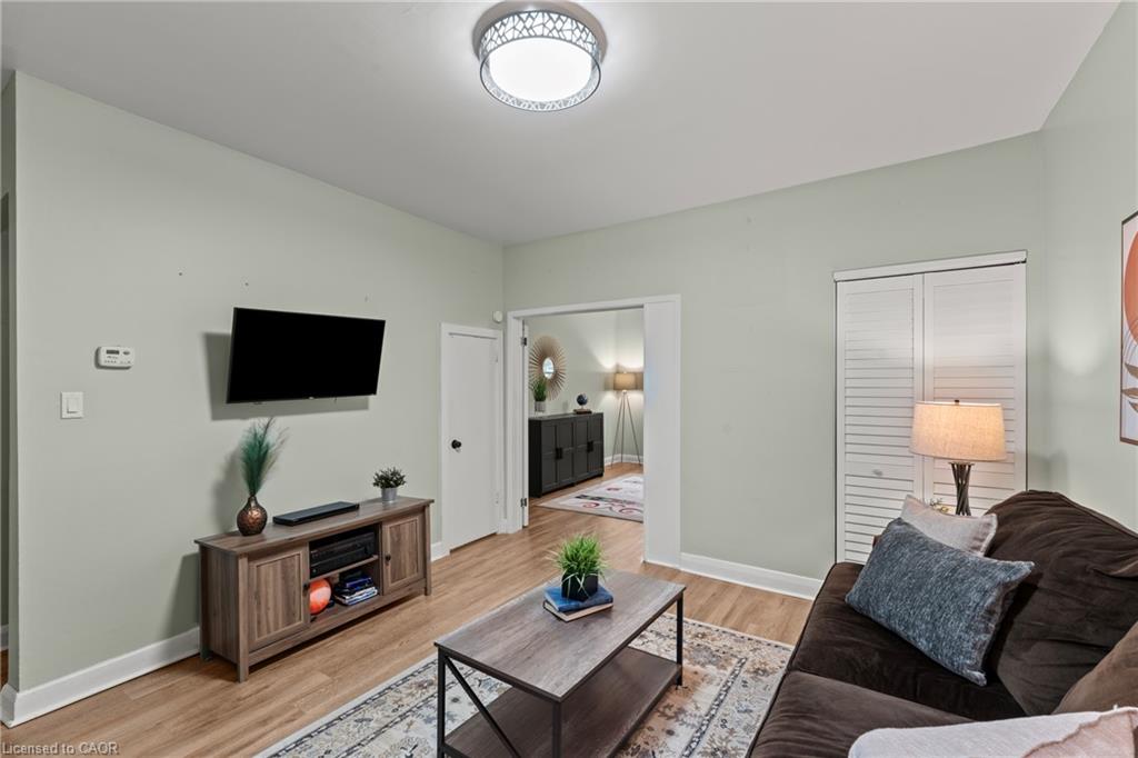196 Bold Street Property Photo 10