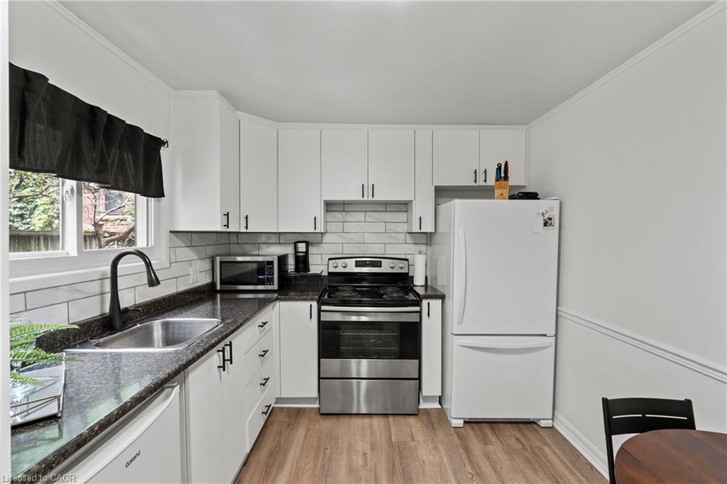 196 Bold Street Property Photo 16