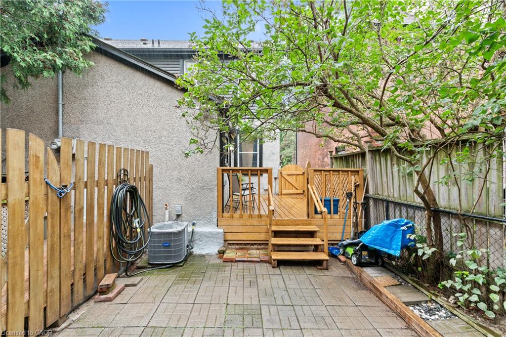 196 Bold Street Property Photo 32