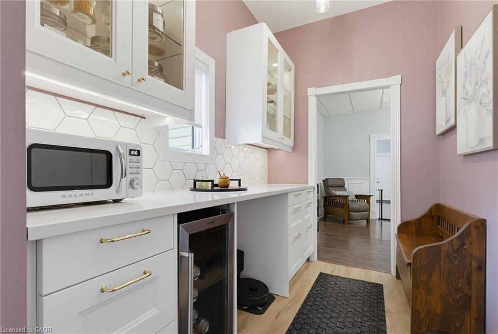 36 Woodland Avenue Property Photo 11