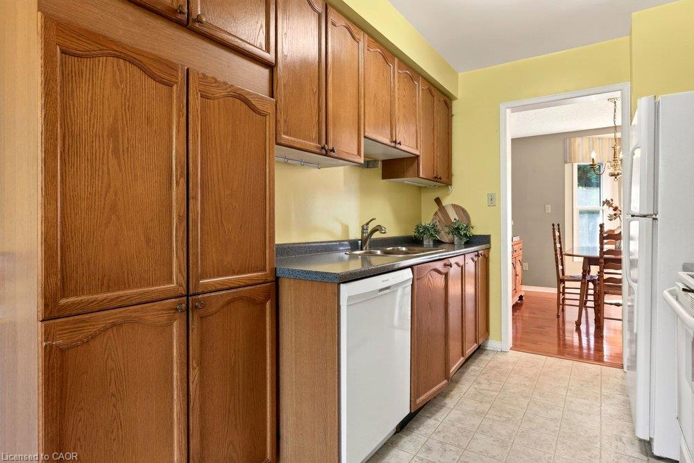 47-2915 Headon Forest Drive Property Photo 12