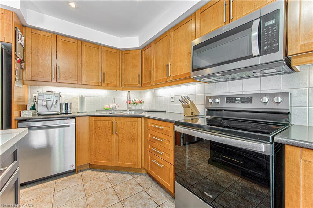 4057 Donnic Drive Property Photo 16