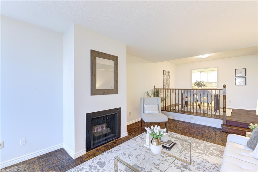 304-20 Speers Road Property Photo 6
