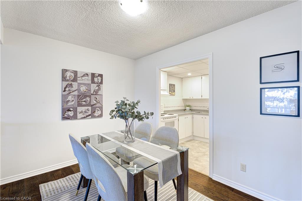 304-20 Speers Road Property Photo 7