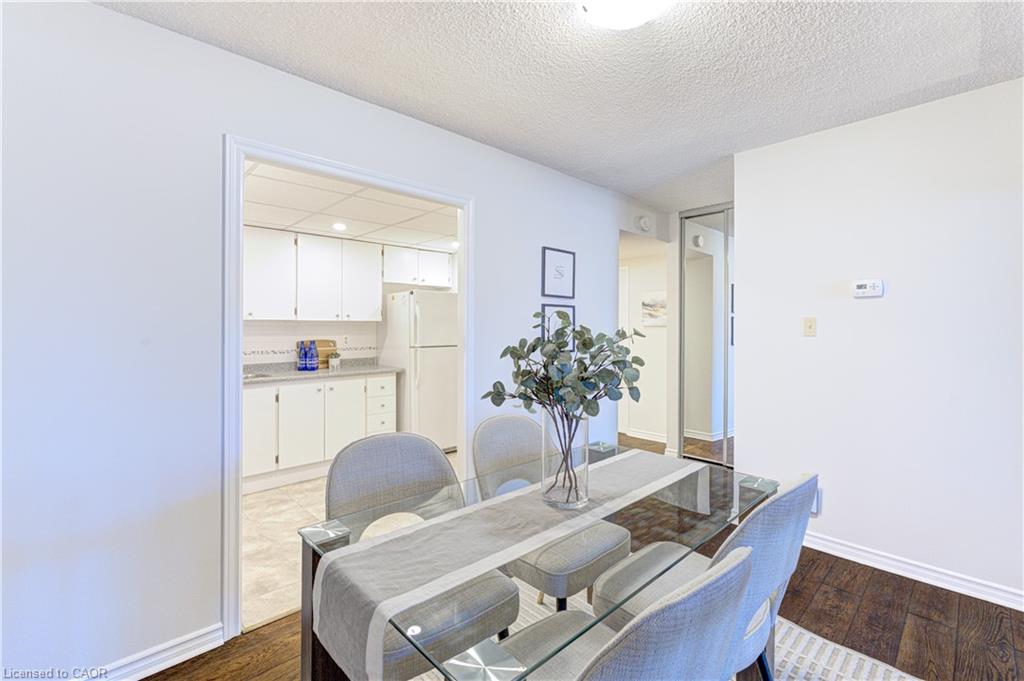 304-20 Speers Road Property Photo 8