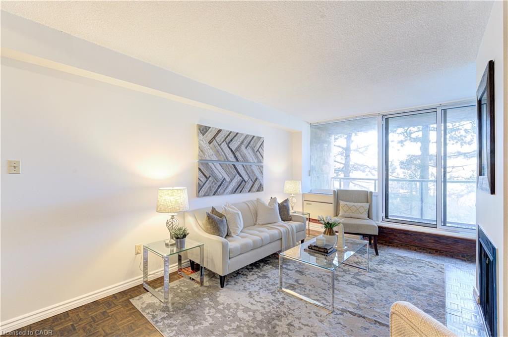 304-20 Speers Road Property Photo 10
