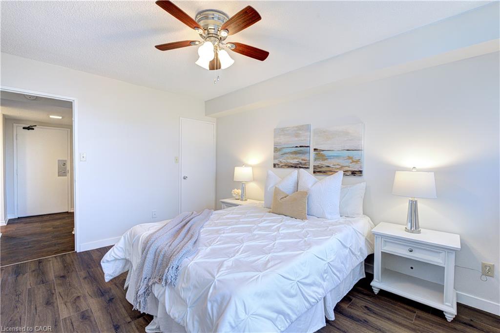 304-20 Speers Road Property Photo 14