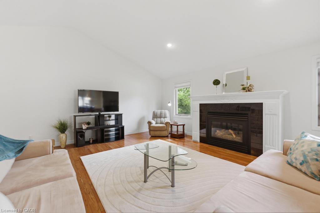 80 Lister Avenue Property Photo 8