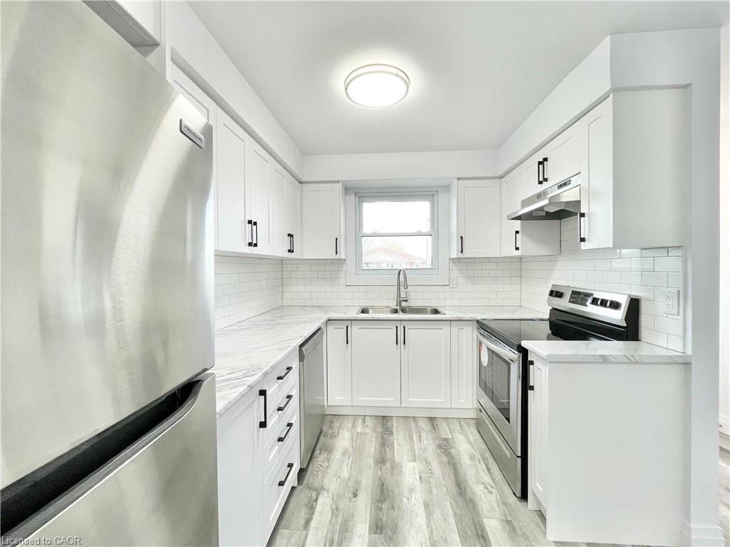 76 Marc Boulevard Property Photo 5