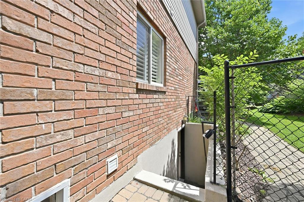 15 Pelham Drive Property Photo 2