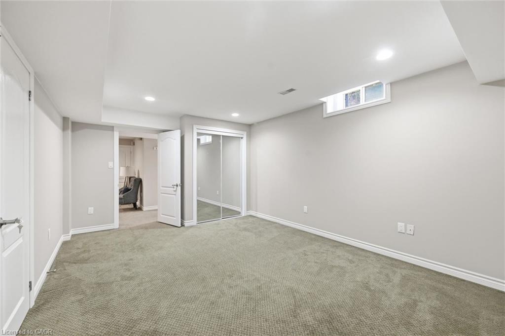 15 Pelham Drive Property Photo 7