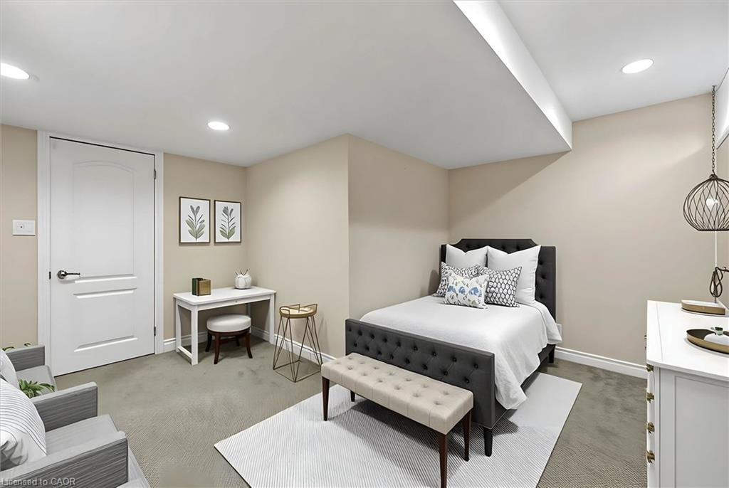 15 Pelham Drive Property Photo 8