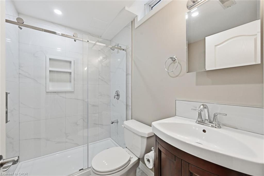 15 Pelham Drive Property Photo 9