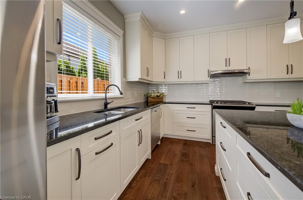 683 Pelham Street Property Photo 15