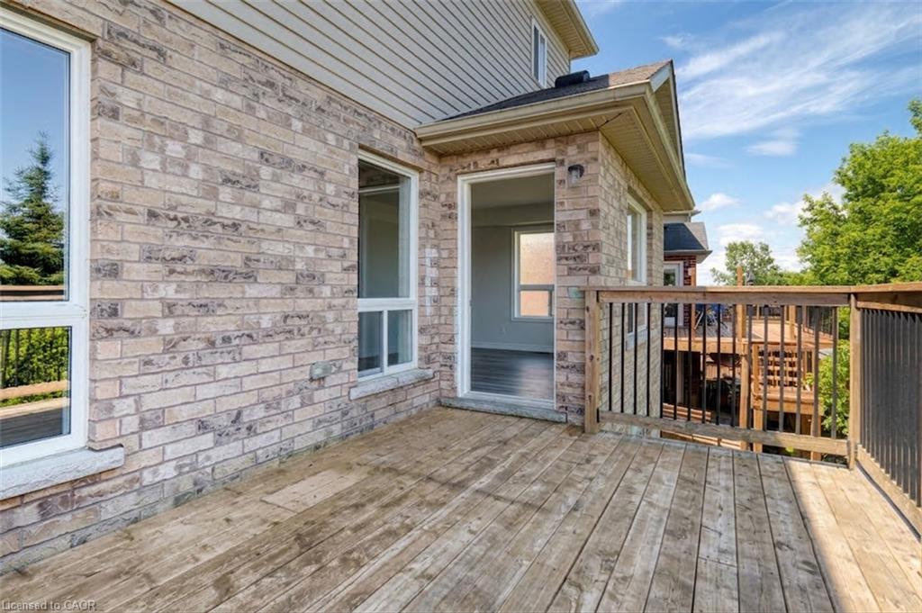 264 Vincent Drive Property Photo 10