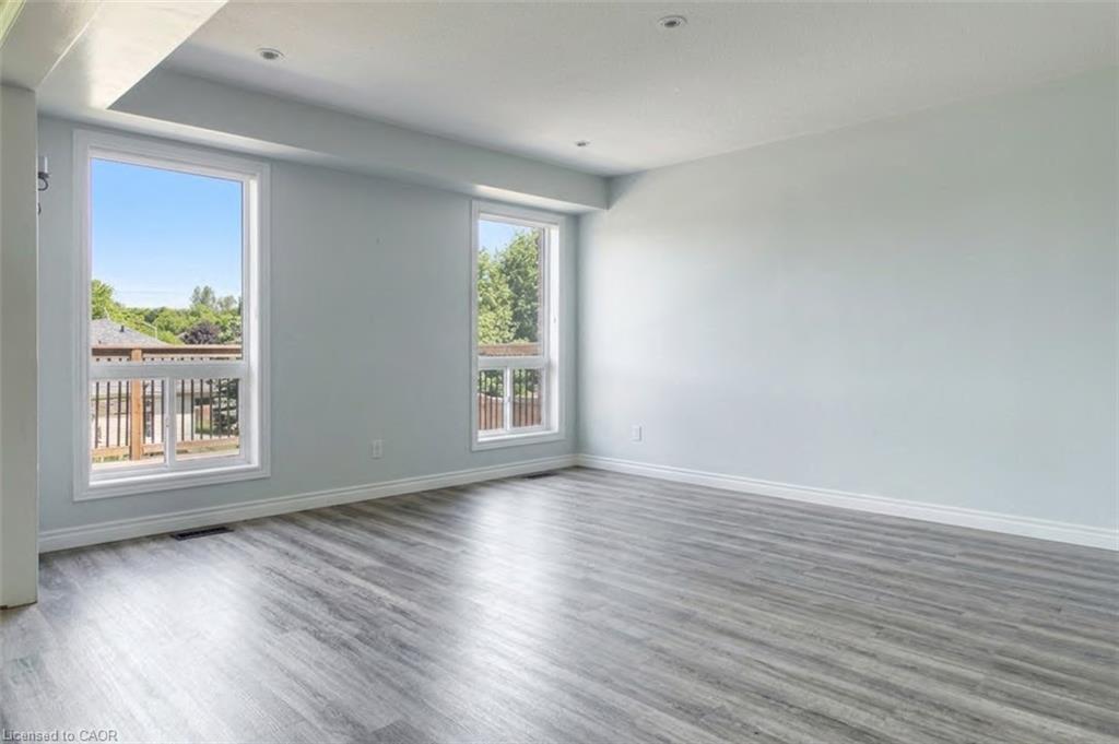 264 Vincent Drive Property Photo 12