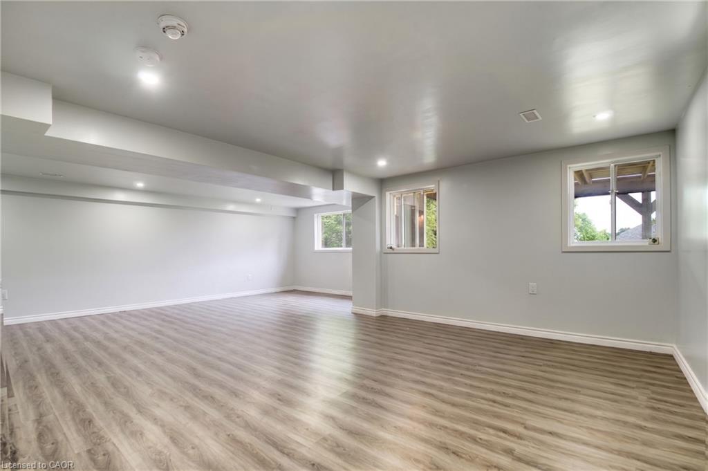 264 Vincent Drive Property Photo 31
