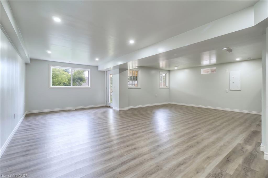 264 Vincent Drive Property Photo 32