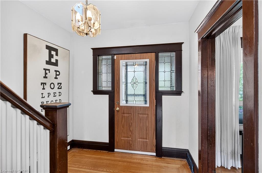 172 Kensington Avenue S Property Photo 7