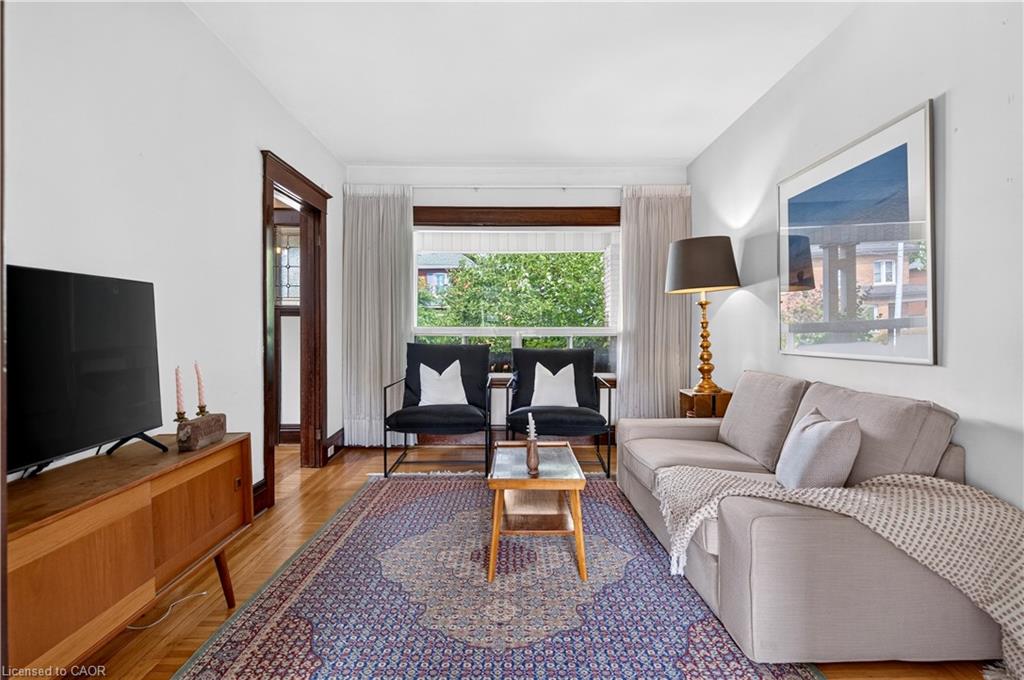 172 Kensington Avenue S Property Photo 13