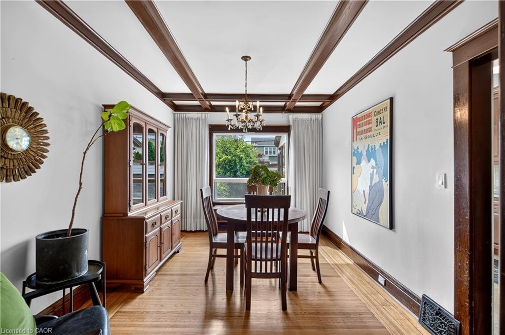 172 Kensington Avenue S Property Photo 17