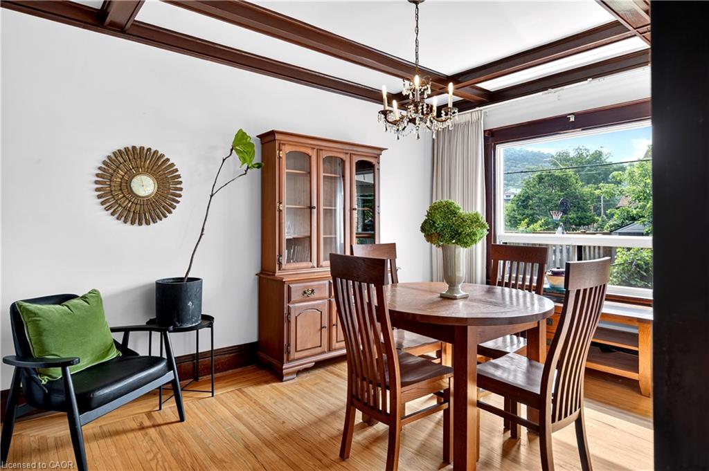 172 Kensington Avenue S Property Photo 20