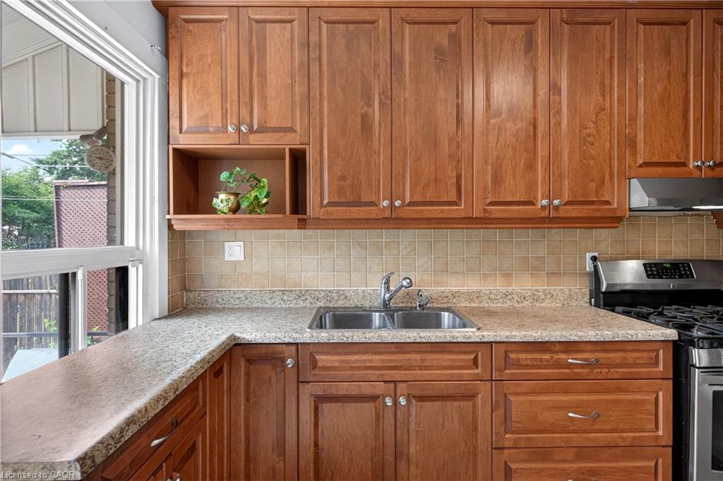 172 Kensington Avenue S Property Photo 27