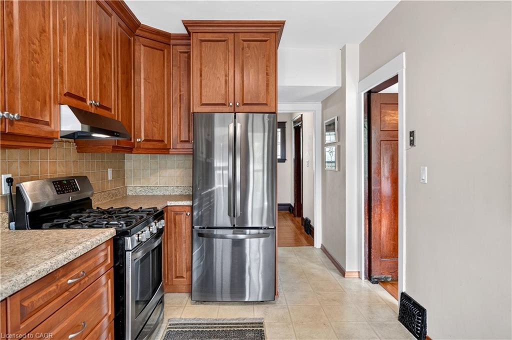 172 Kensington Avenue S Property Photo 28