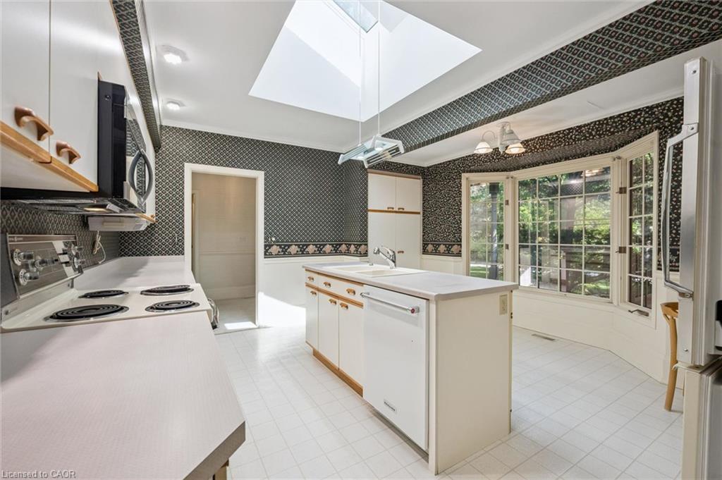 138 Appleby Place Property Photo 16