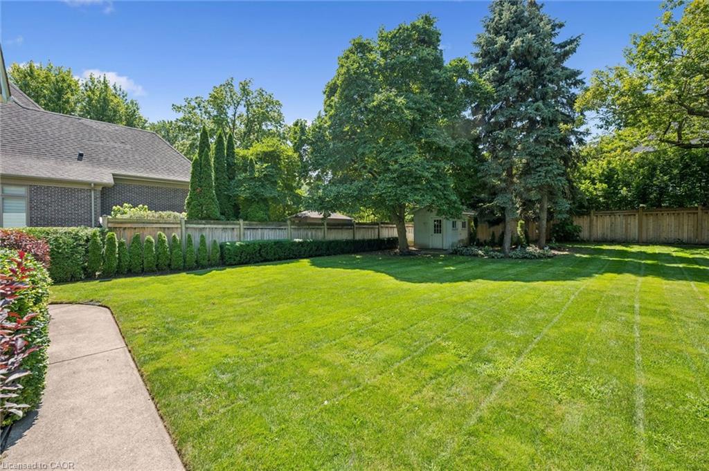 138 Appleby Place Property Photo 33