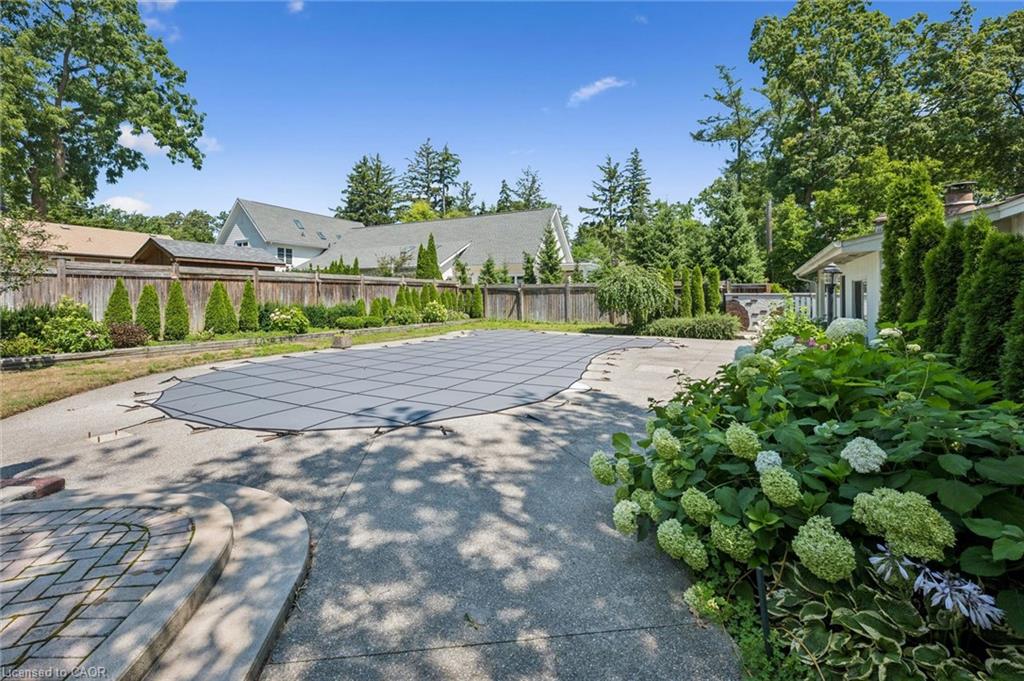 138 Appleby Place Property Photo 36