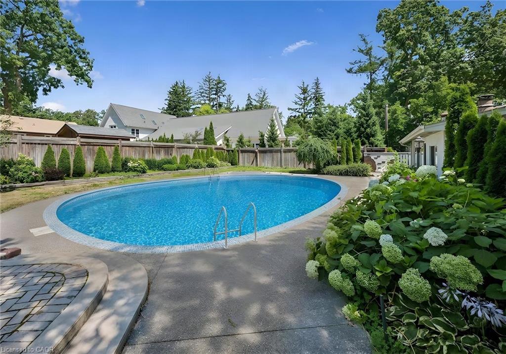 138 Appleby Place Property Photo 37