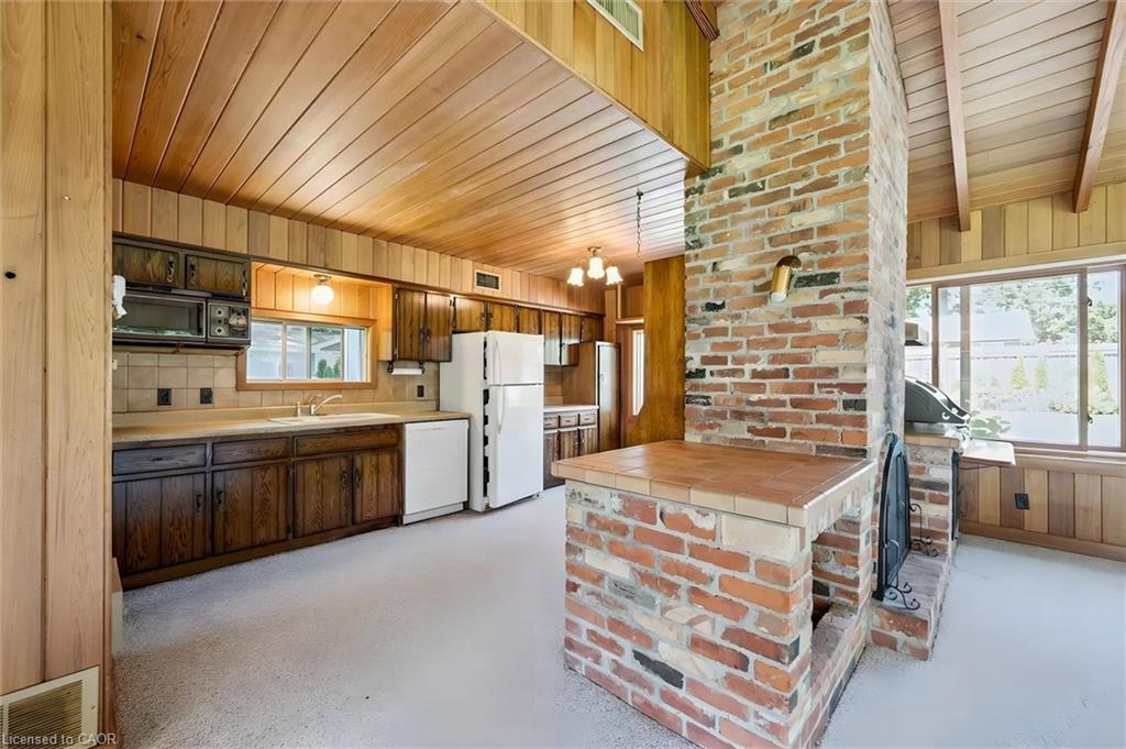 138 Appleby Place Property Photo 46