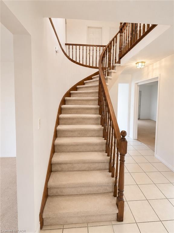 10 Jeanette Avenue Property Photo 2