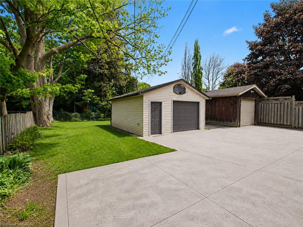 39 Henry Street Property Photo 2