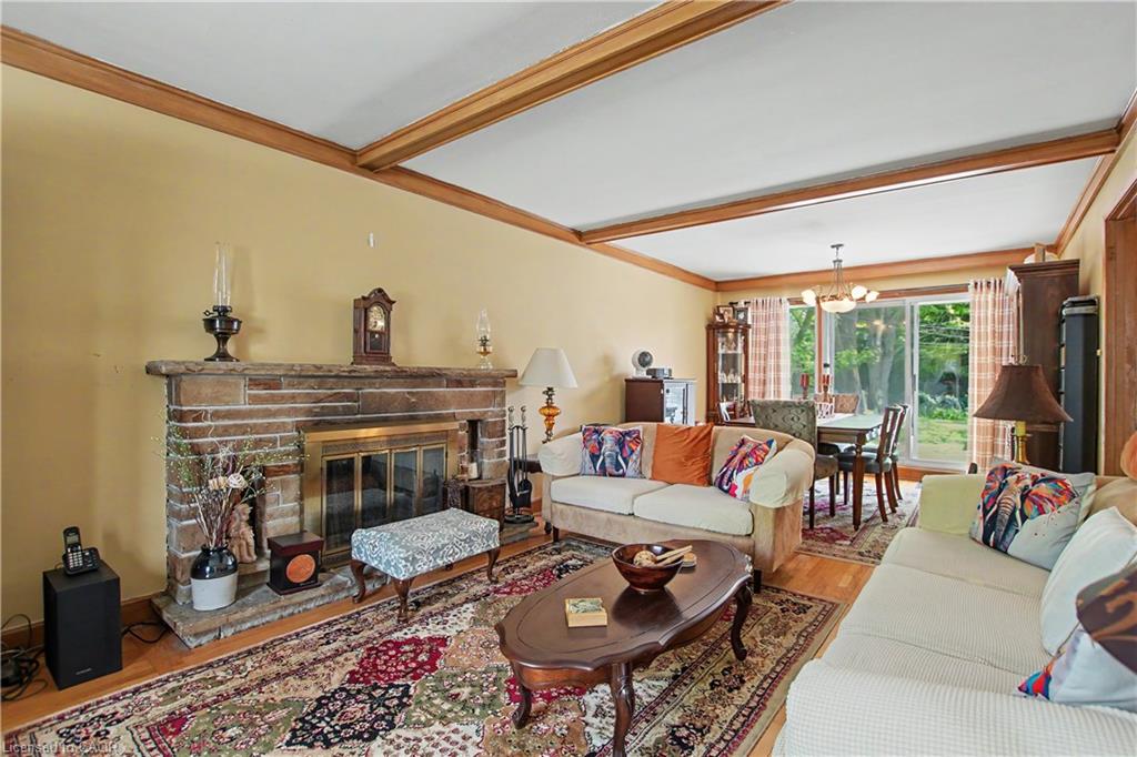 39 Henry Street Property Photo 5