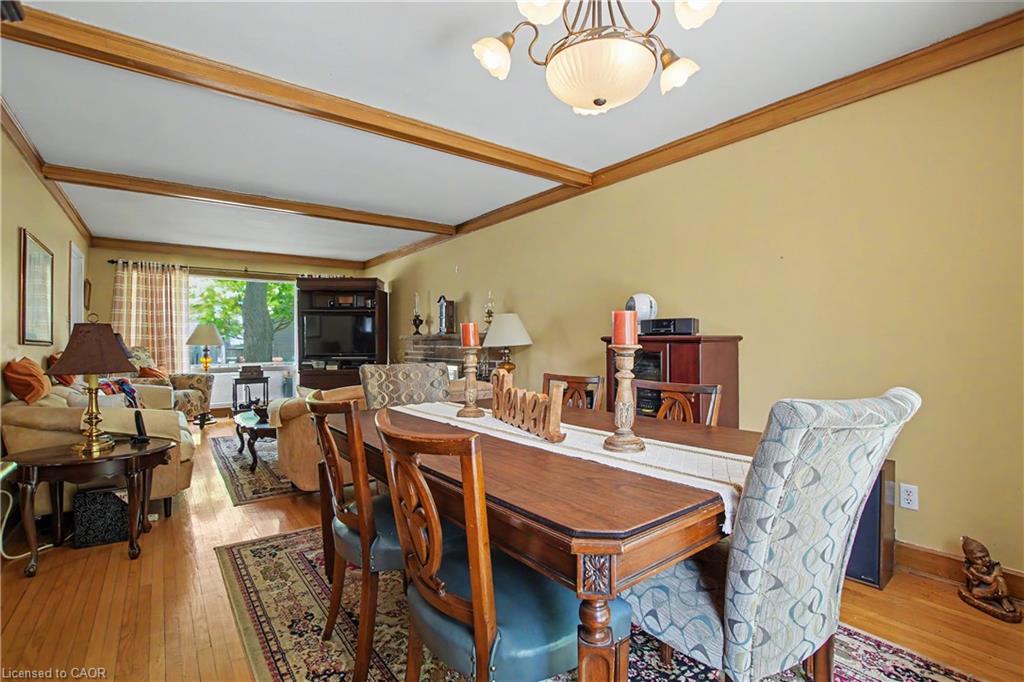 39 Henry Street Property Photo 9
