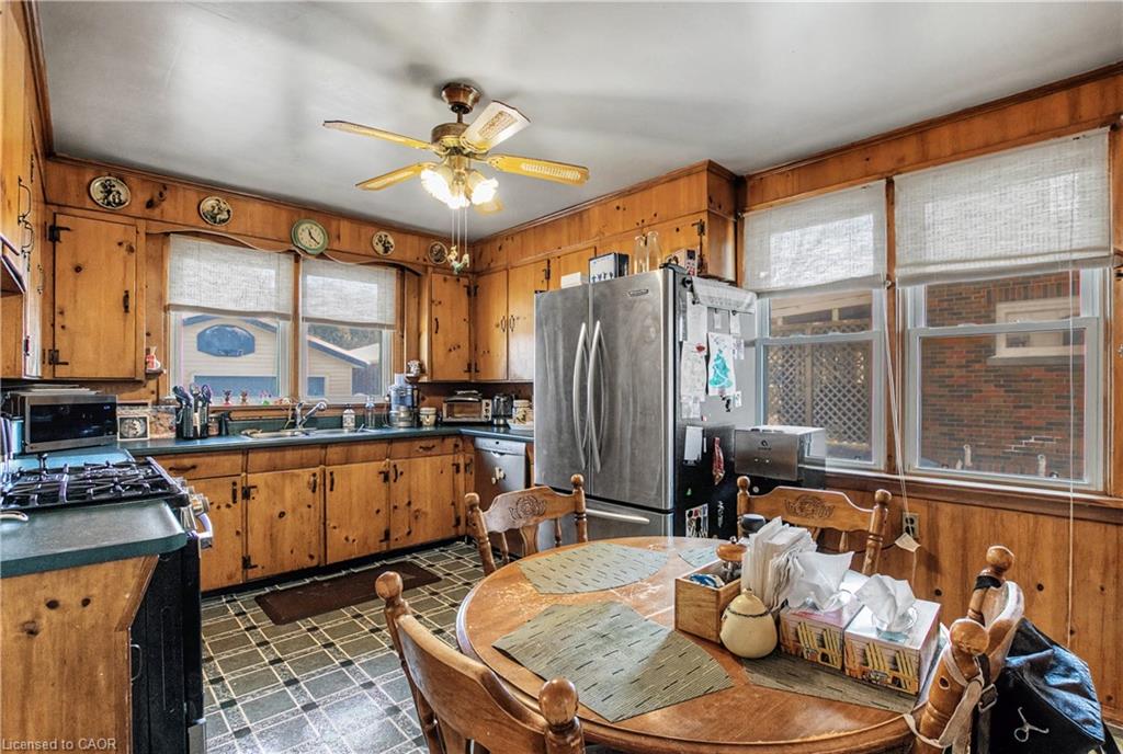 39 Henry Street Property Photo 10