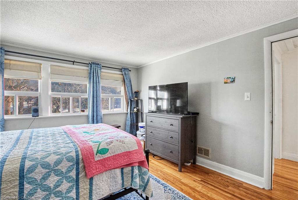 39 Henry Street Property Photo 16