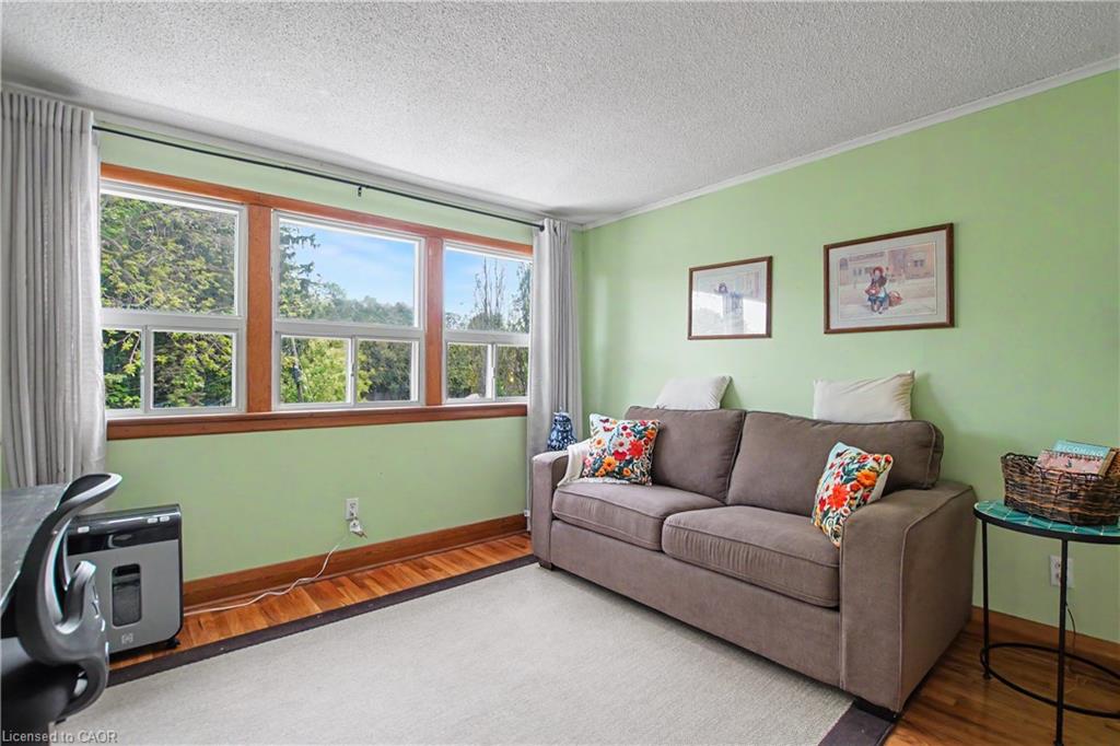 39 Henry Street Property Photo 17