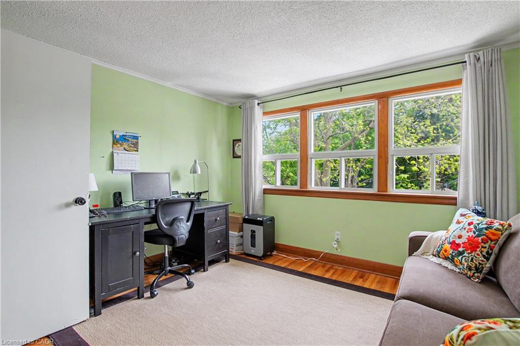 39 Henry Street Property Photo 18