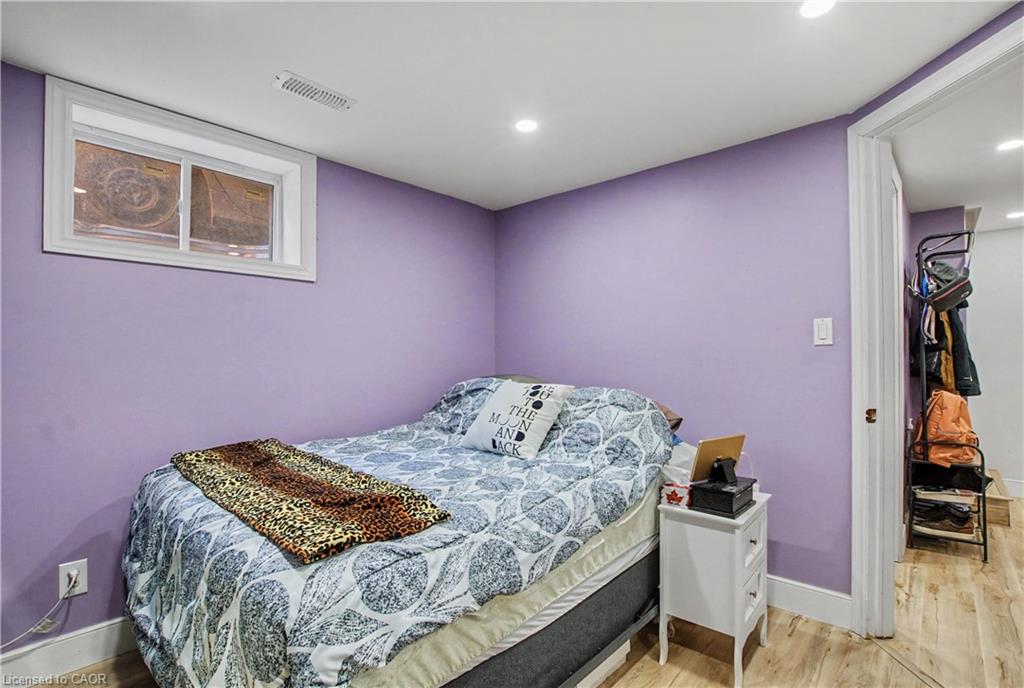 39 Henry Street Property Photo 25