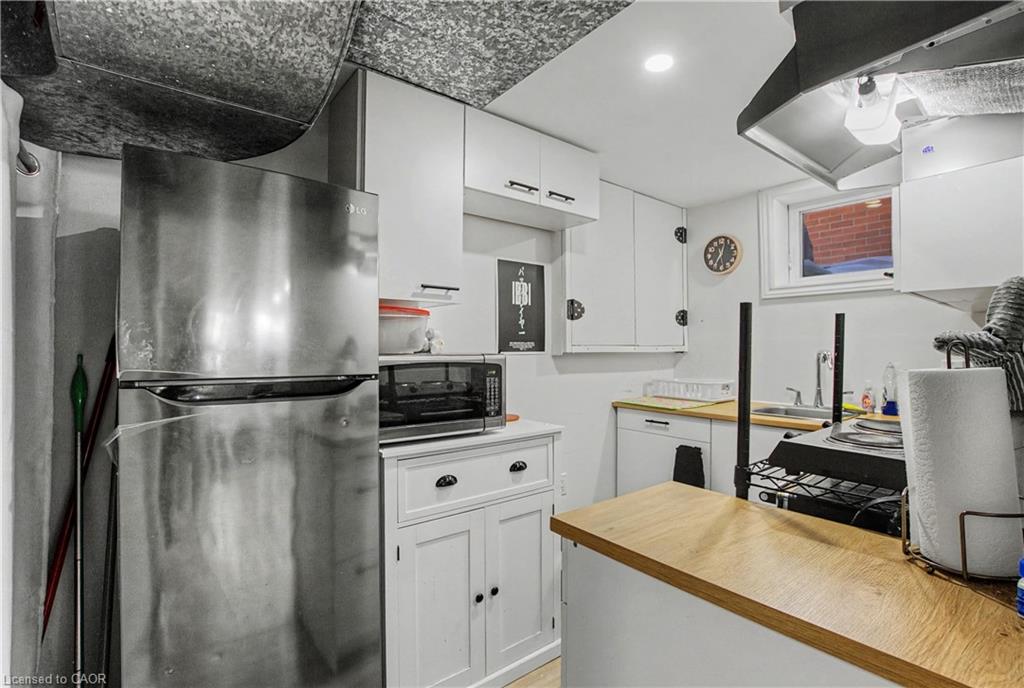 39 Henry Street Property Photo 28