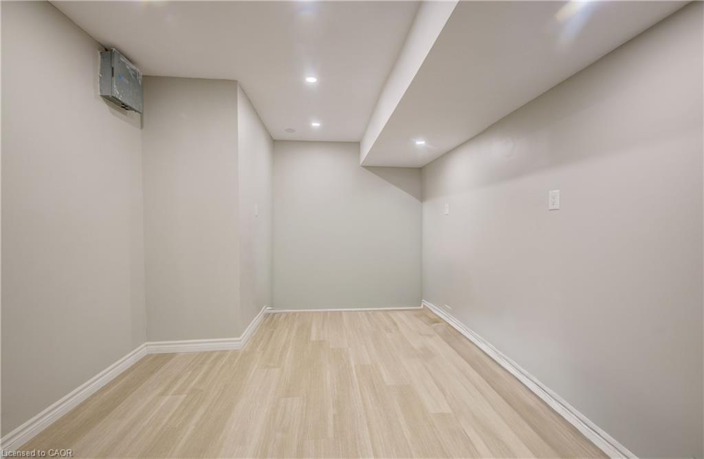 269 Burnett Avenue Property Photo 32